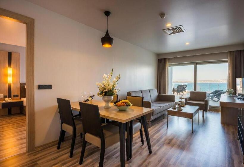 可观景的套房, Altin Yunus Hotel & Spa çeşme