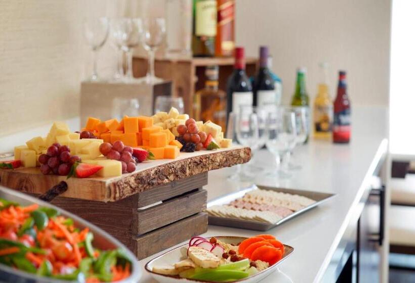 غرفه قياسيه سريرين مزدوجين, Atlanta Marriott Peachtree Corners