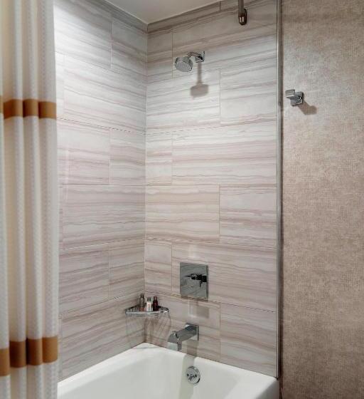 غرفه قياسيه سريرين مزدوجين, Atlanta Marriott Peachtree Corners