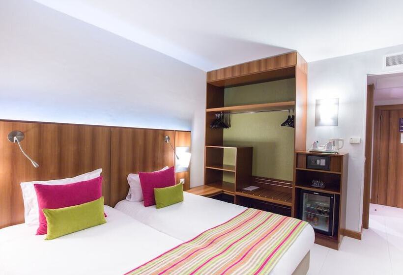 اتاق استاندارد یک نفره, Belvedere Fourati