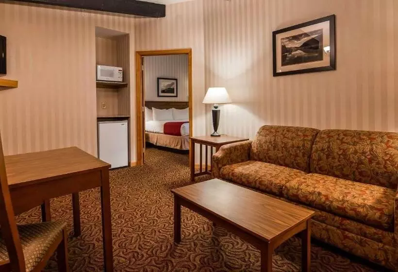 キングサイズベッドのスイートルーム, Best Western Adirondack Inn
