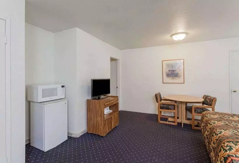 Standard-huone, Days Inn By Wyndham Anaheim West