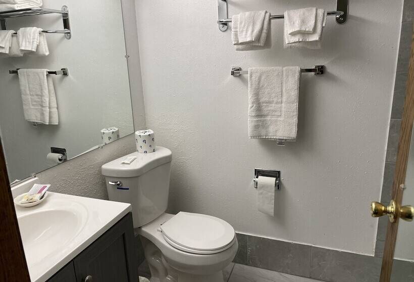 غرفة ديلوكس, Heritage Inn