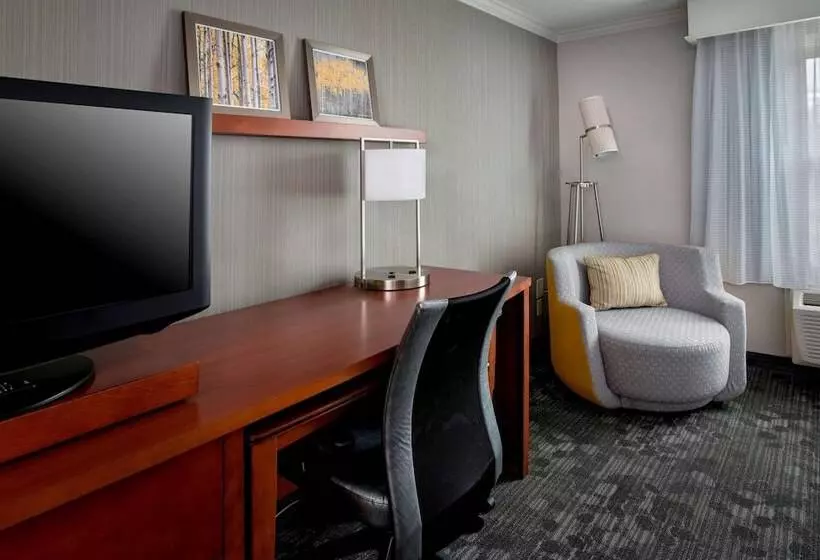 ２ダブルベッドのスタンダードルーム, Sonesta Select Tinton Falls Eatontown