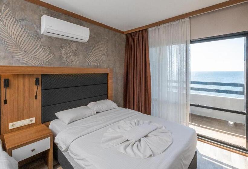 Номер Стандарт Вид на Море, Sunday Beach