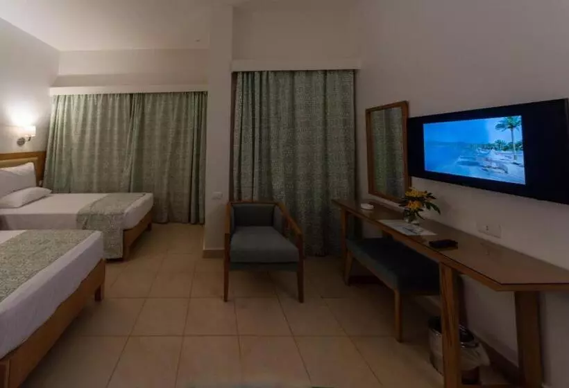 اتاق اساندارد با چشم‌انداز جانبی به دریا, Dahab Lagoon Club & Resort Ex Tirana Dahab