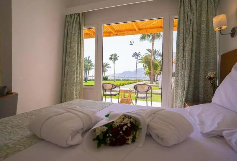 اتاق اساندارد با چشم‌انداز جانبی به دریا, Dahab Lagoon Club & Resort Ex Tirana Dahab