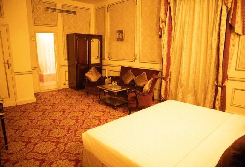سوئیت رویال, Windsor Palace Luxury Heritage Hotel Since 1906 By Paradise Inn Group