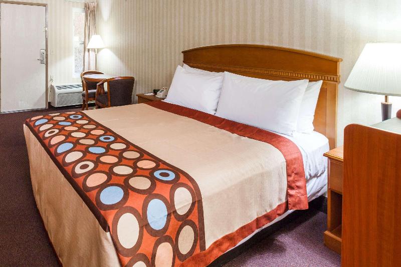 带大床的标准间, Super 8 By Wyndham Anaheim/disneyland Drive