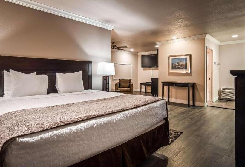 キングサイズベッドのスイートルーム, Best Western Bishop Lodge