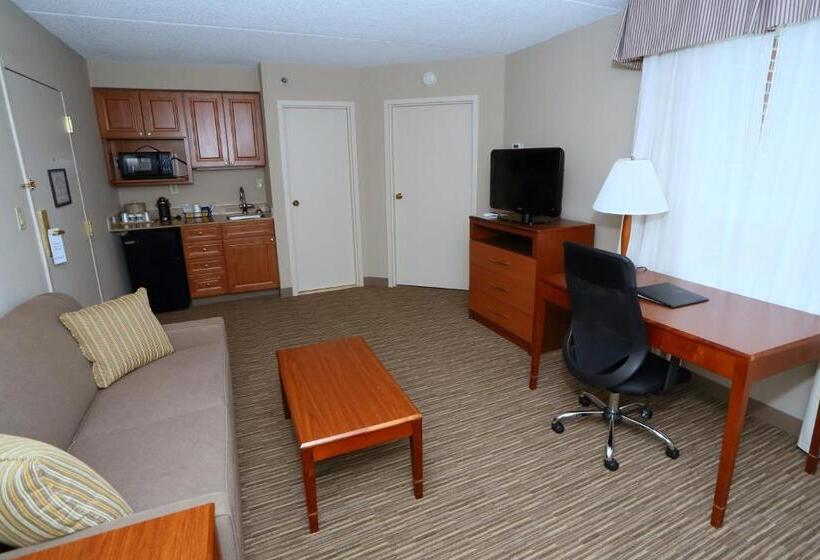 جناح, Best Western La Plata Inn