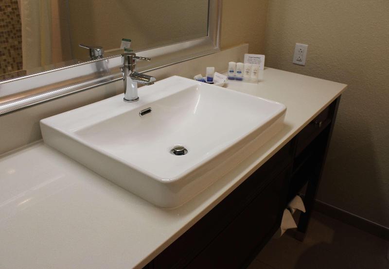 Номер Стандарт, Best Western On The River