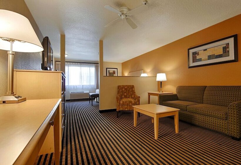 جناح, Best Western Plus Executive Inn & Suites