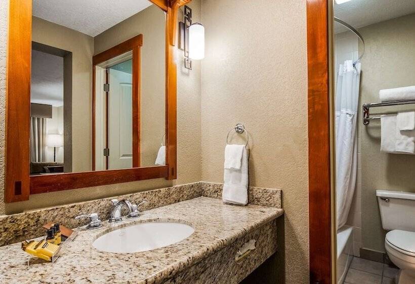 발코니가 있는 스위트, Best Western Plus High Country Inn