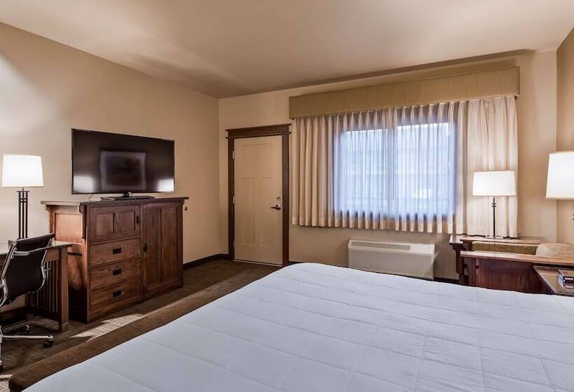 스탠다드 룸 더블 침대, Best Western Plus High Country Inn