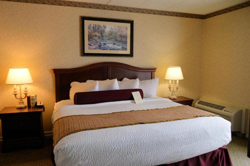 스위트 킹사이즈 침대, Best Western Plus Wilkes Barre Center City