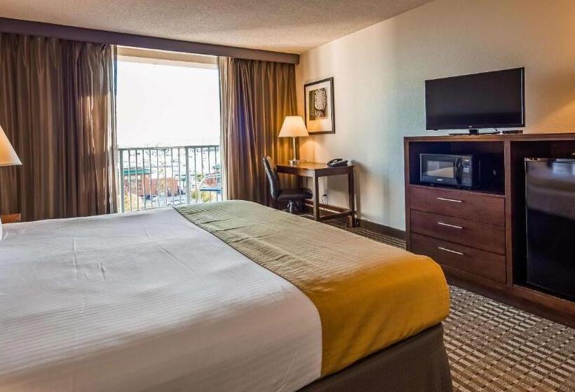 اتاق استاندارد با تخت دوبل و چشم‌انداز, Best Western Yacht Harbor
