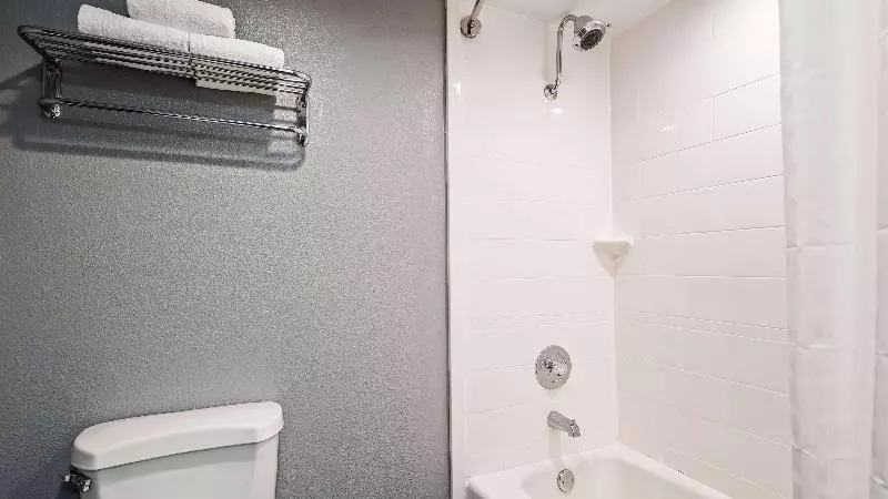 اتاق استاندارد با تخت بزرگ, Best Western Yacht Harbor