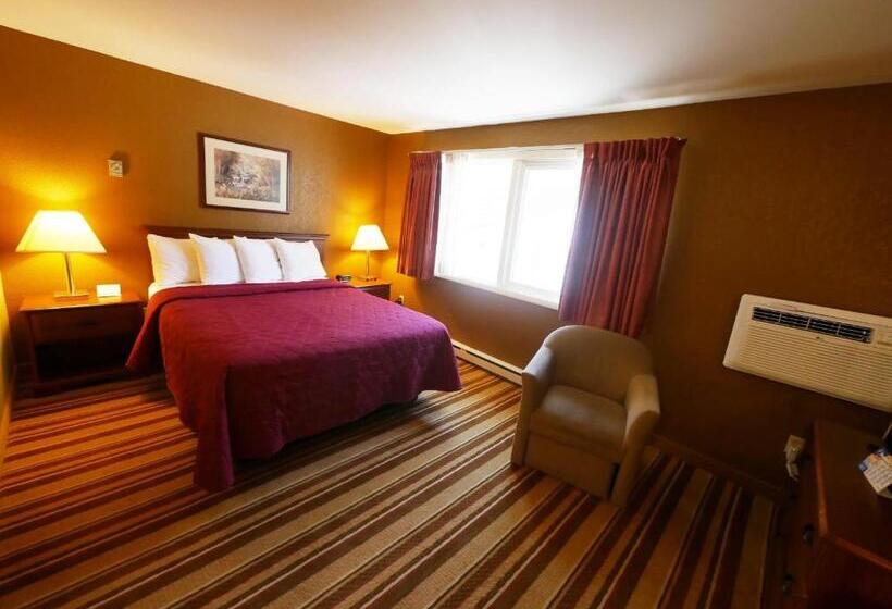 חדר סטנדרט, Magnuson Copper Crown