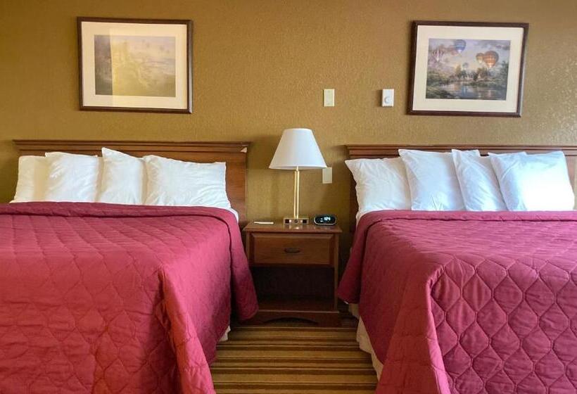 חדר סטנדרט, Magnuson Copper Crown