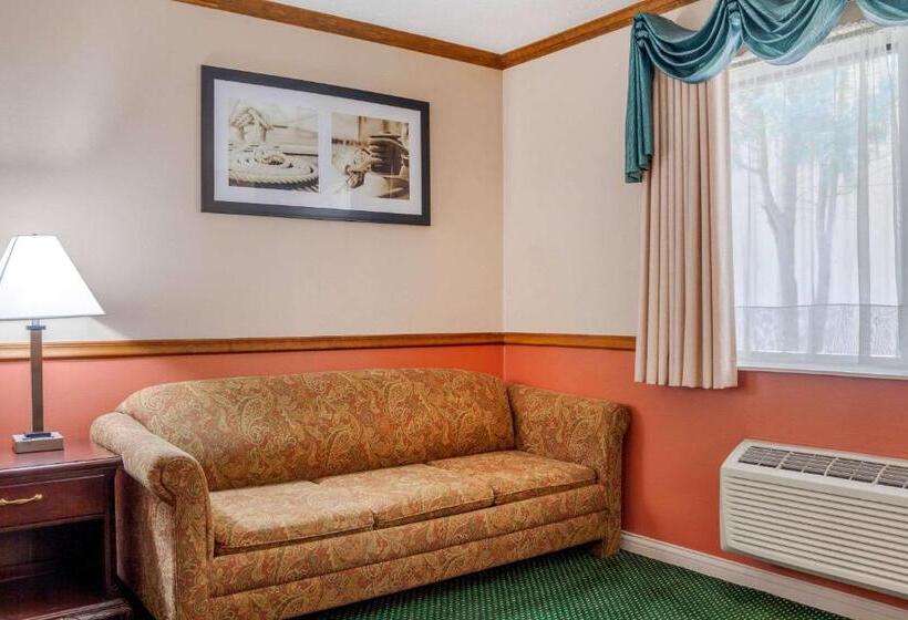 스위트 킹사이즈 침대, Quality Inn & Suites