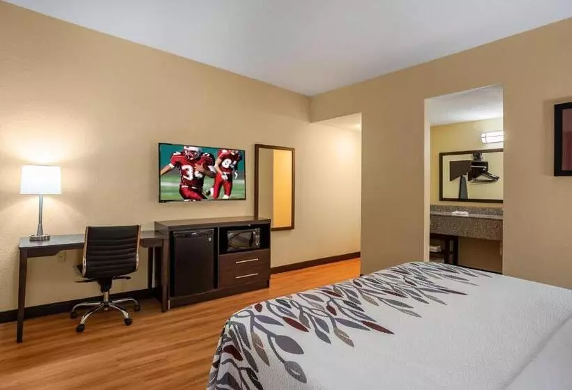 اتاق سوپریور با تخت بزرگ, Red Roof Inn Des Moines