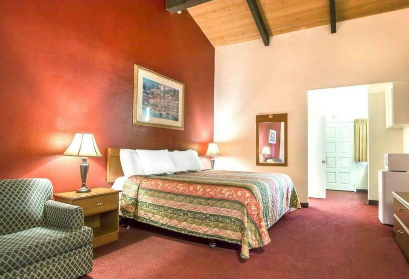 带大床的标准间, Rodeway Inn Fallbrook Downtown