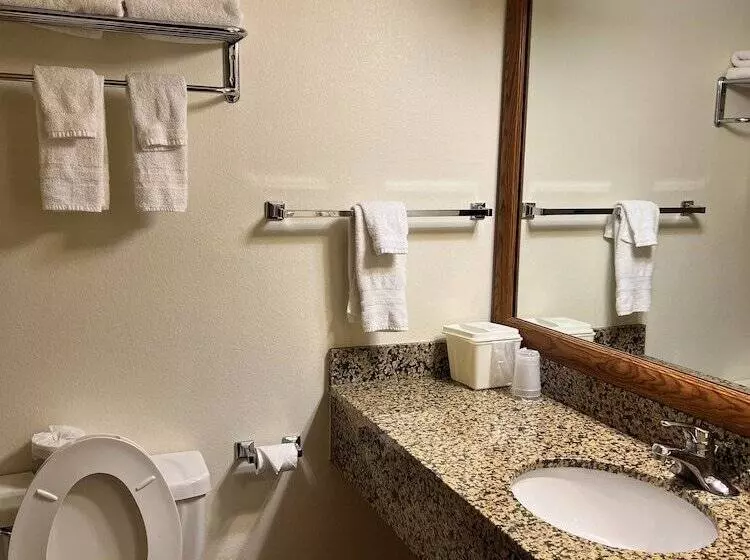 スイート, Serena Inn & Suites