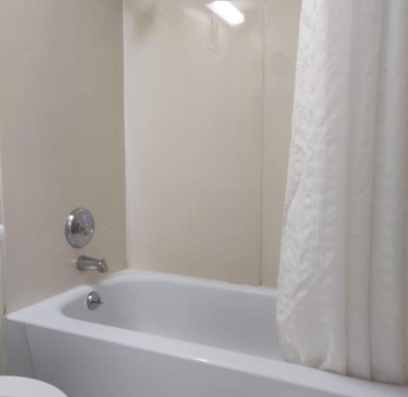 غرفة ديلوكس, Sprucewood Inn