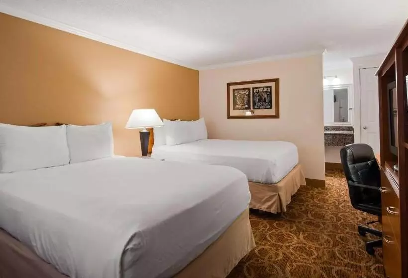 ２ダブルベッドのスタンダードルーム, Sturgis Lodge And Suites
