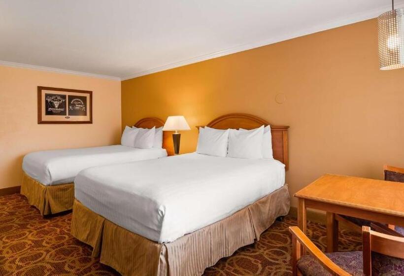 Номер Стандарт, Sturgis Lodge And Suites