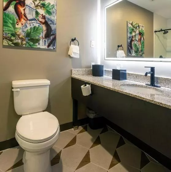 キングサイズベッドのスタンダードルーム, The Hotel Saratoga, Ascend Hotel Collection