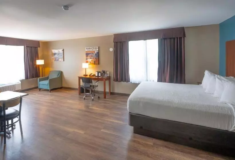 スイート, The Hotel Saratoga, Ascend Hotel Collection