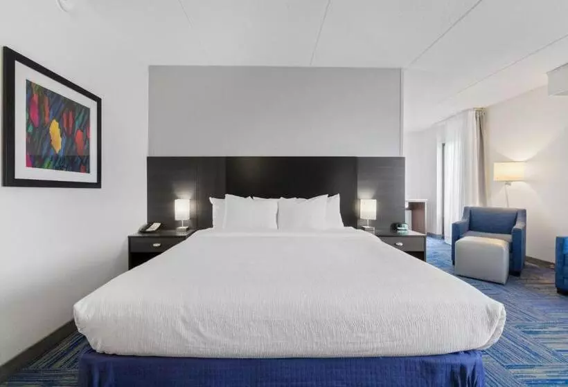 سوییت سوپریور, Allentown Park Hotel, Ascend Hotel Collection