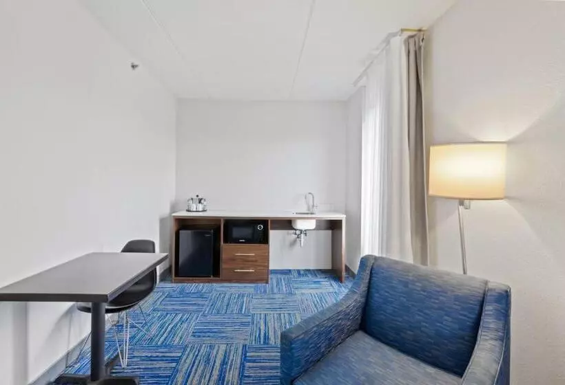 سوییت سوپریور, Allentown Park Hotel, Ascend Hotel Collection