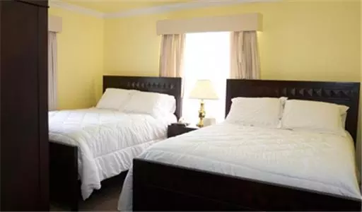 ２ダブルベッドのスタンダードルーム, Americas Best Value Inn Historic Clewiston Inn
