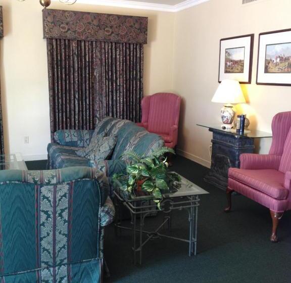 شقة غرفتين, Americas Best Value Inn Historic Clewiston Inn