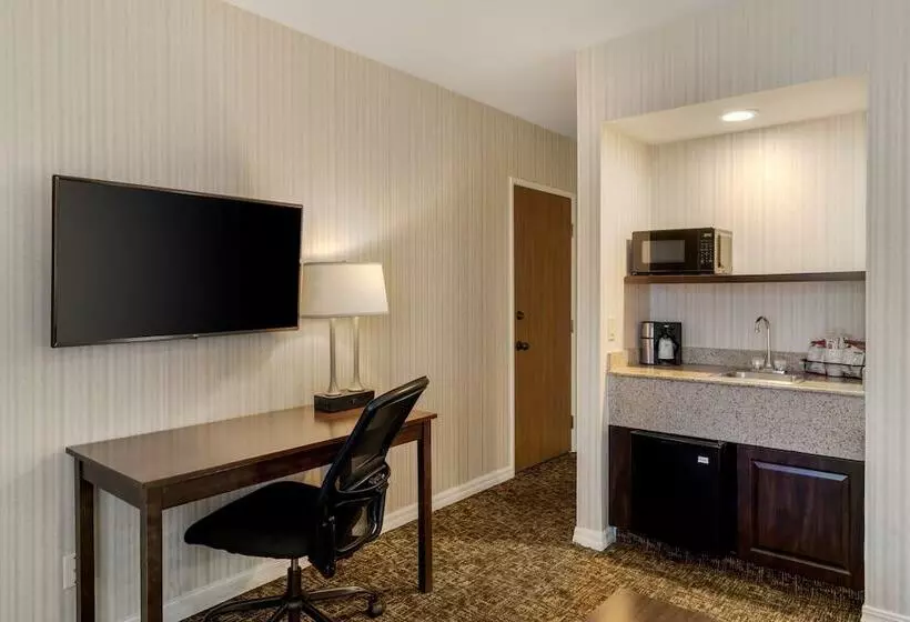 سوییت, Best Western Plus Big America