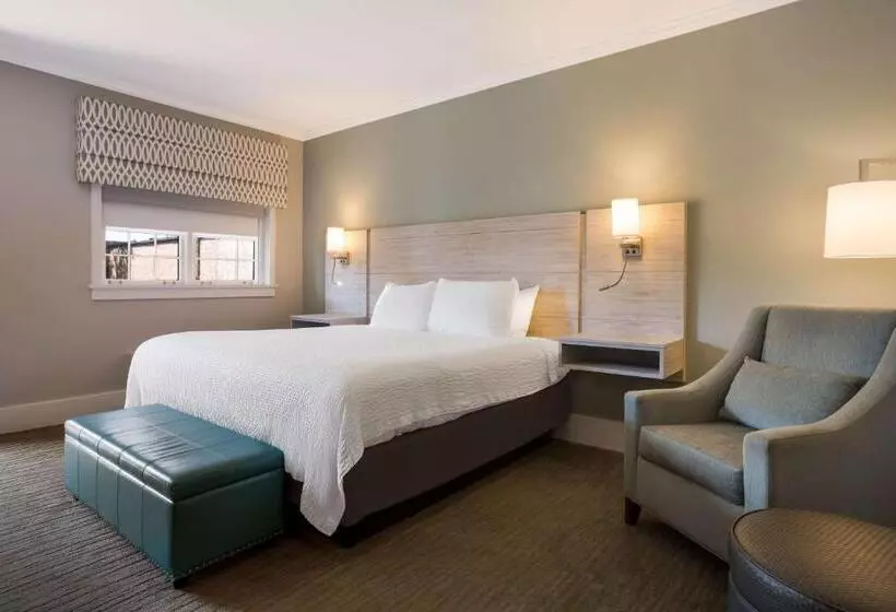 キングサイズベッドのスタンダードルーム, Best Western Sea Island Inn