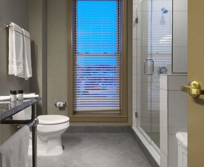 豪华房间, Blackhawk, Autograph Collection