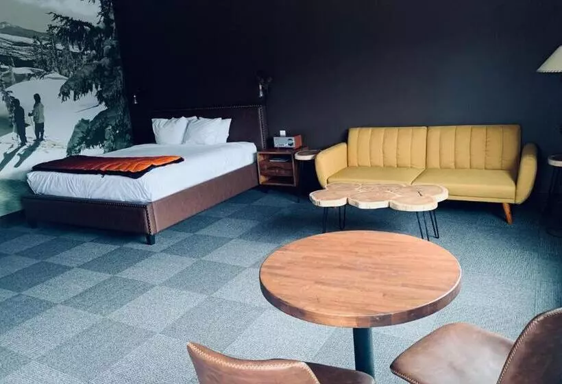 اتاق استاندارد با تخت‌های تاشو, Campfire