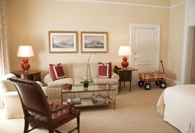 キングサイズベッドのジュニアスイート, Capital