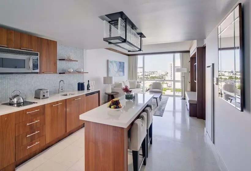 آپارتمان لوکس 1 خوابه, Carillon Miami Wellness Resort