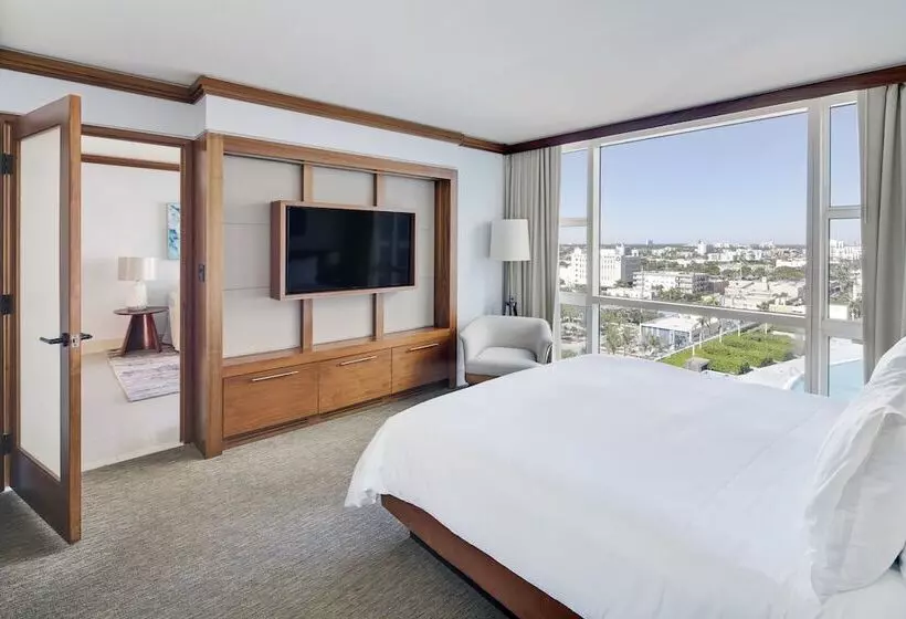 آپارتمان لوکس 1 خوابه, Carillon Miami Wellness Resort
