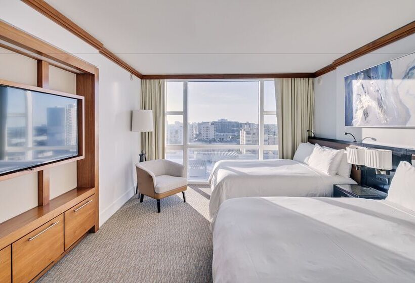 Апартаменты Deluxe 1 Спальня, Carillon Miami Wellness Resort