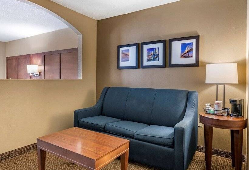 سوییت, Comfort Suites Baymeadows Near Butler Blvd