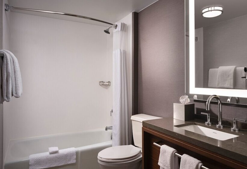 חדר סטנדרט שתי מיטות זוגיות, Courtyard Los Angeles Century City/beverly Hills