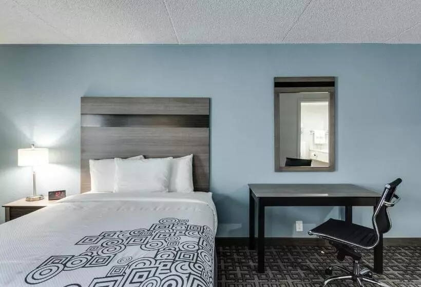 スタンダードルーム, Days Inn & Suites By Wyndham Spokane