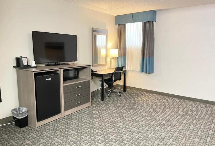 جناح, Days Inn & Suites By Wyndham Spokane