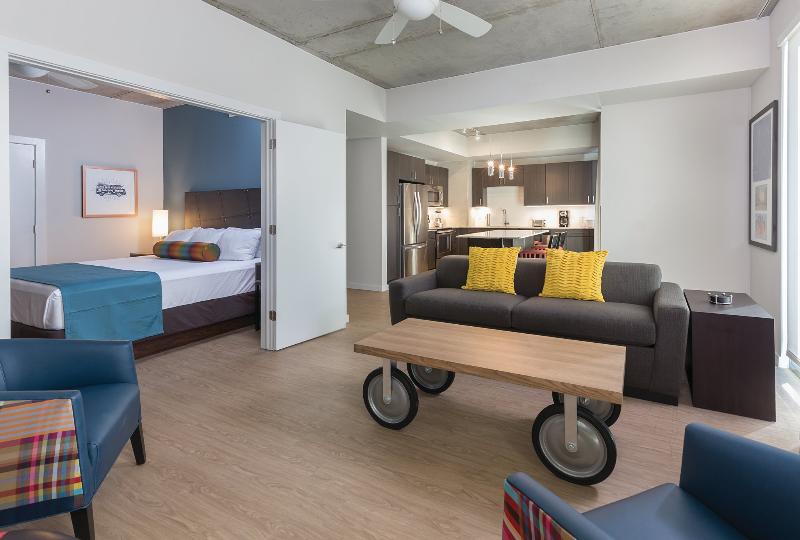 חדר סטנדרט עם מיטת קינג, Hilton Garden Inn Blacksburg University